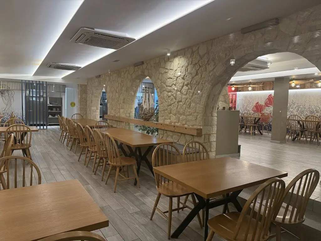 Taverna Artemis_Artémida_slider_image_3