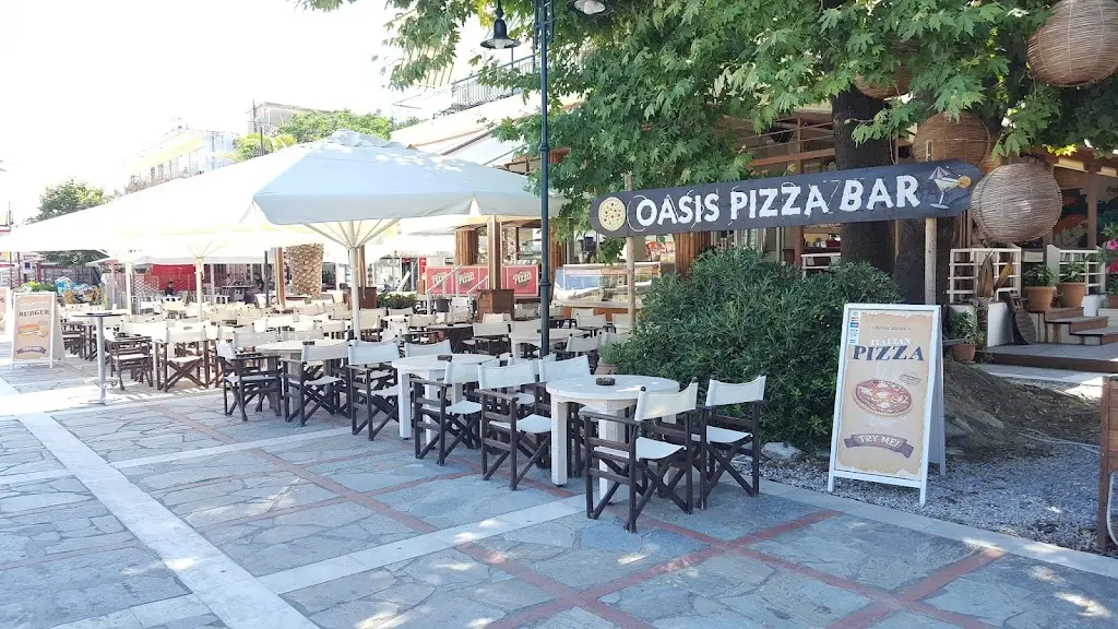 An OASIS for day & night Restaurant in Asproválta