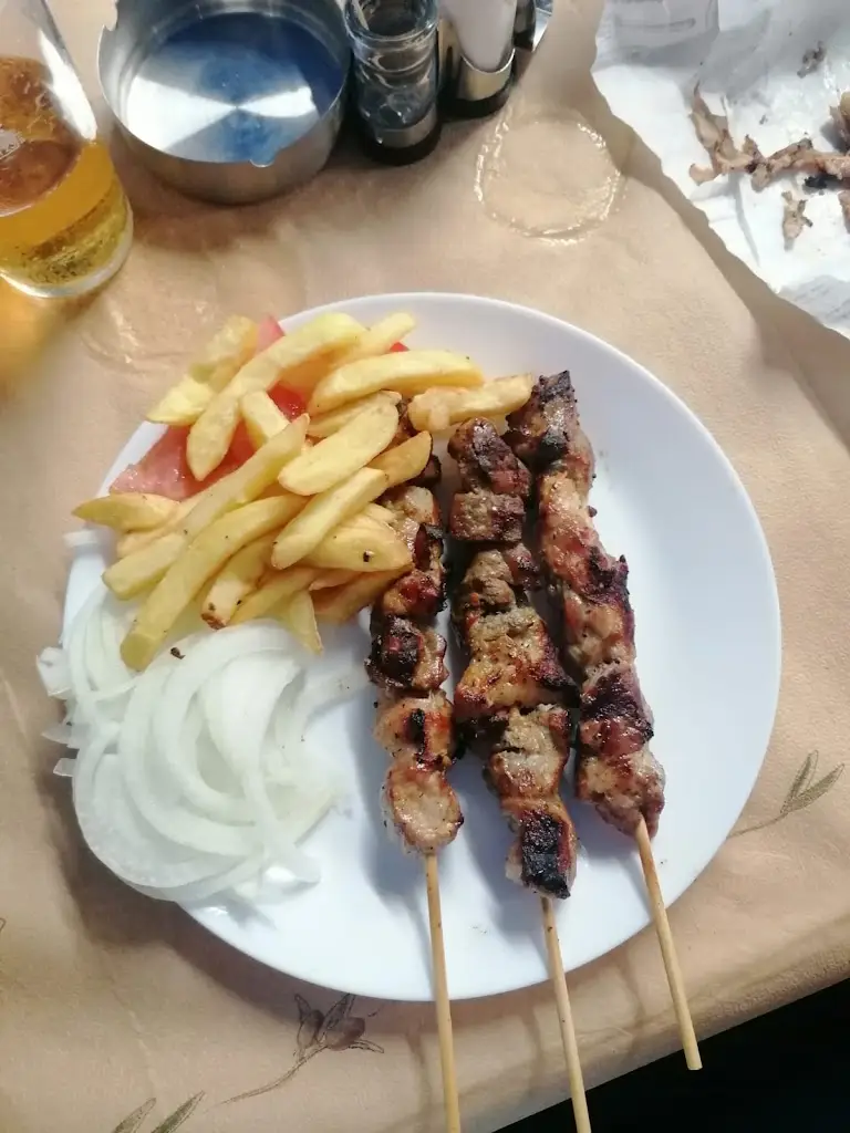 Marius Andrei Poenar_Το Στέκι_Asproválta_review