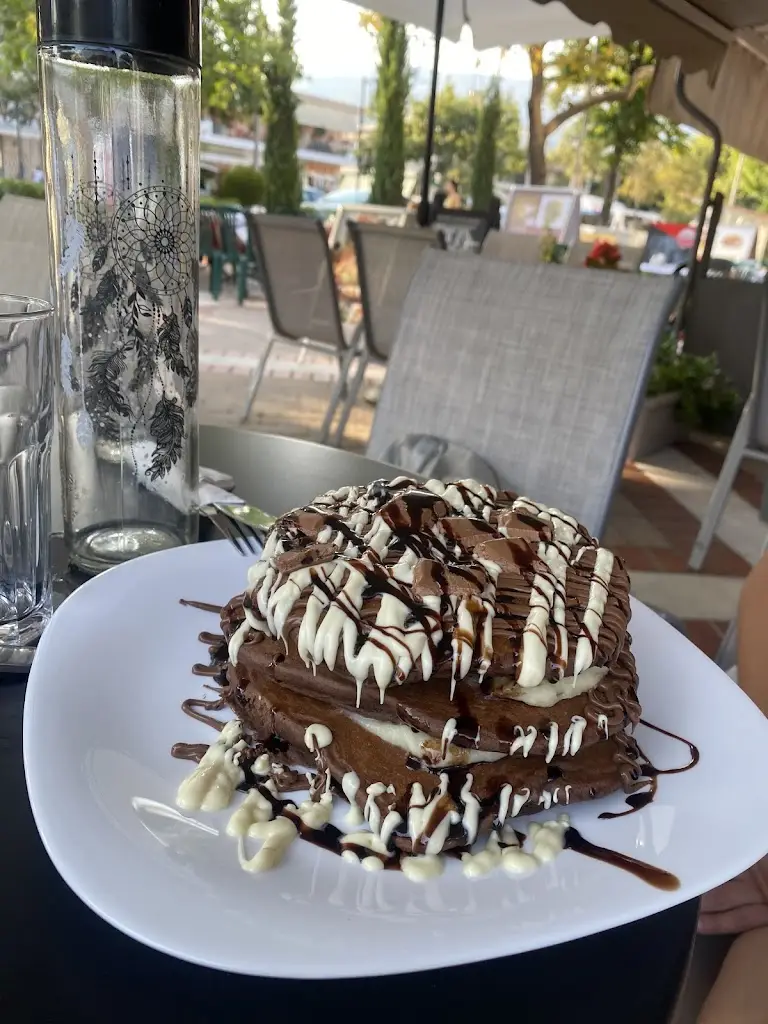 Stoycheva Y_Loukou Loukou Mam_Asproválta_Bewertung