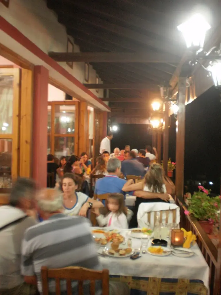 Agnanti Restaurant Restaurant in Asproválta