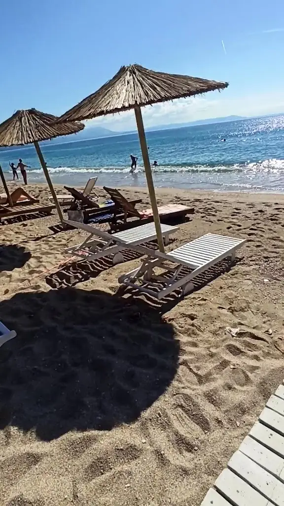 Kyklades Beach Bar_Asproválta_slider_image_2