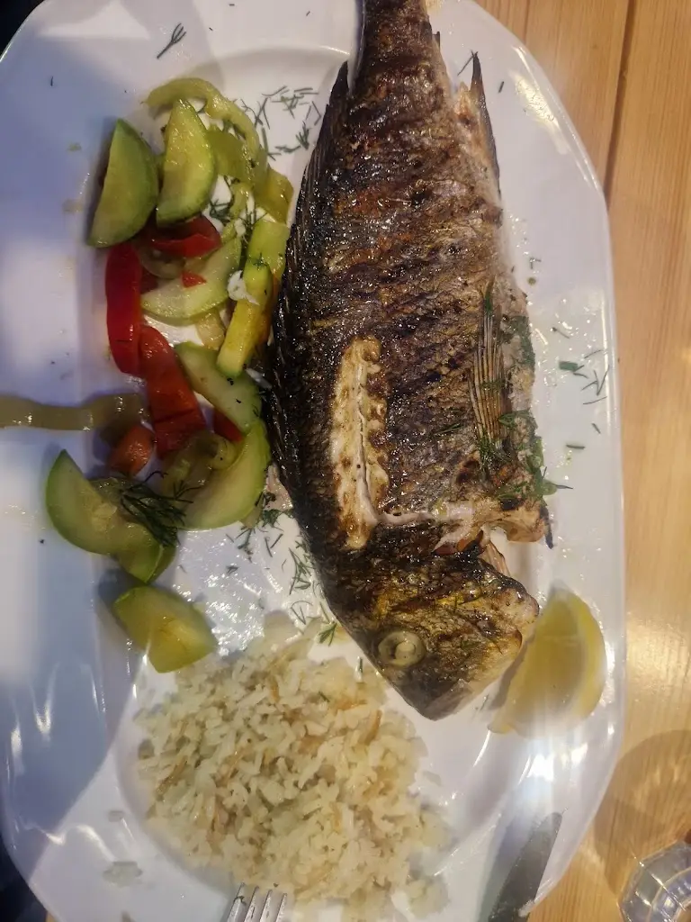 Momchil Achkov_SOPHIA seaview suites & restaurant_Asproválta_review