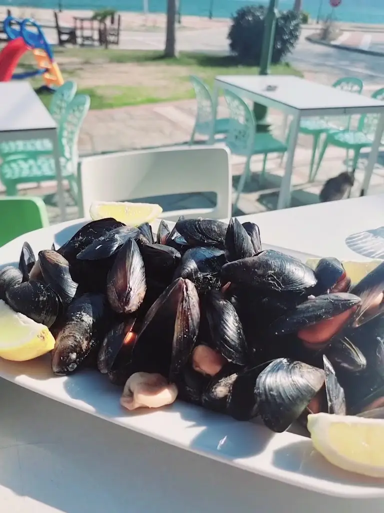 SOPHIA seaview suites & restaurant_Asproválta_slider_image_2