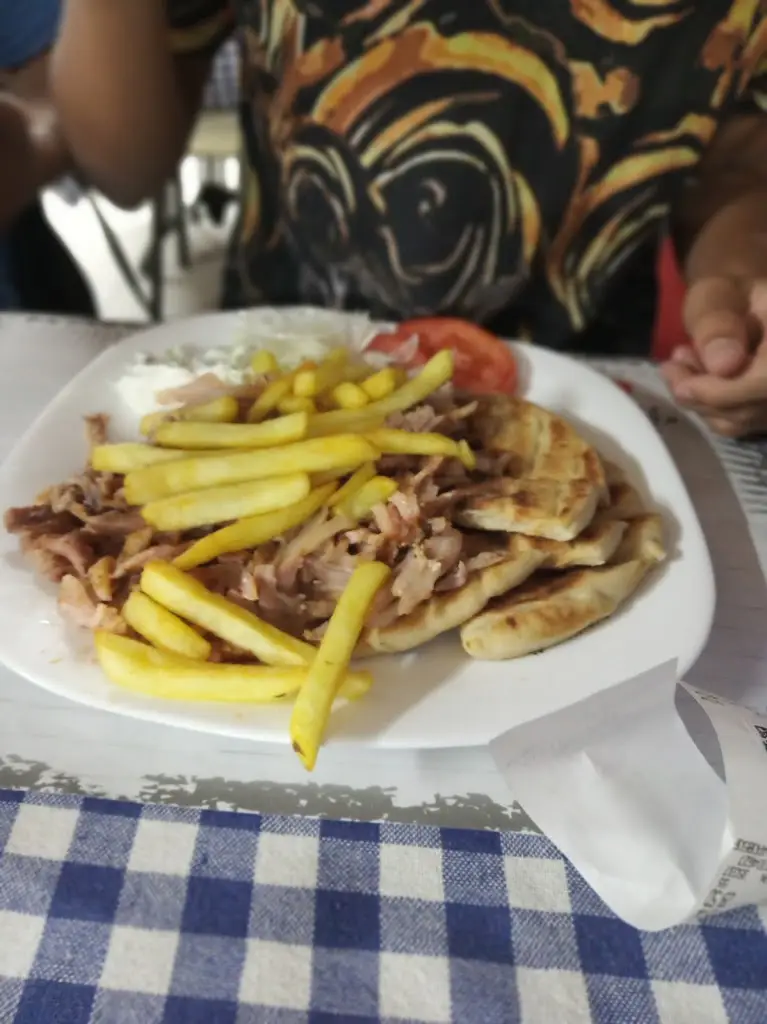 Menü_Ifestos Fast Food_Asproválta_Bild_4