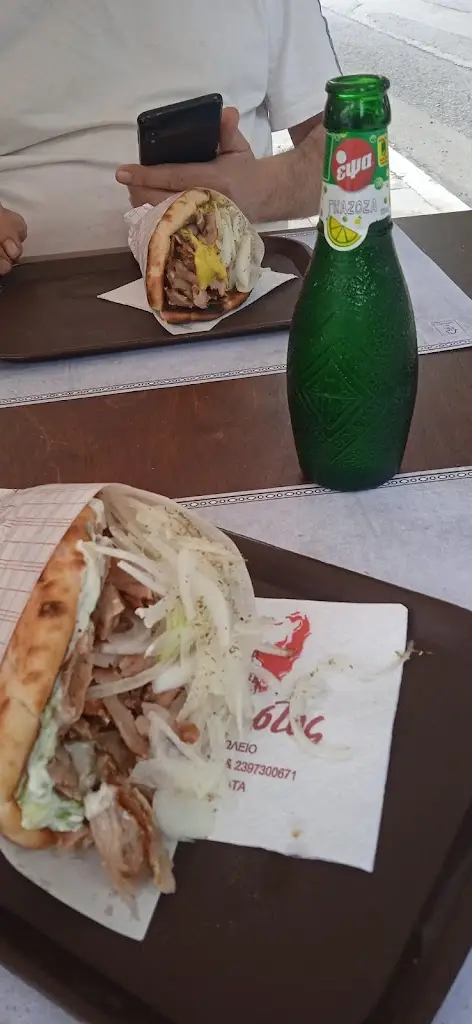 Menü_Ifestos Fast Food_Asproválta_Bild_6