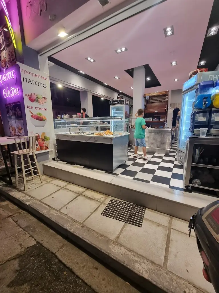 Bourlis_Asproválta_slider_image_1