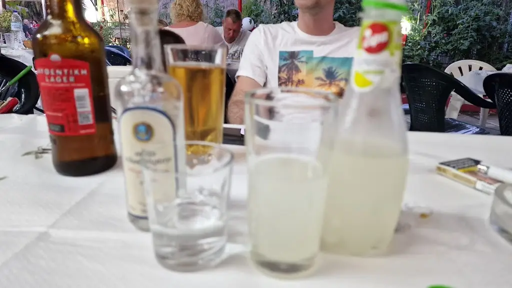 Menü_ΓΎΡΟΣ_Asproválta_Bild_4