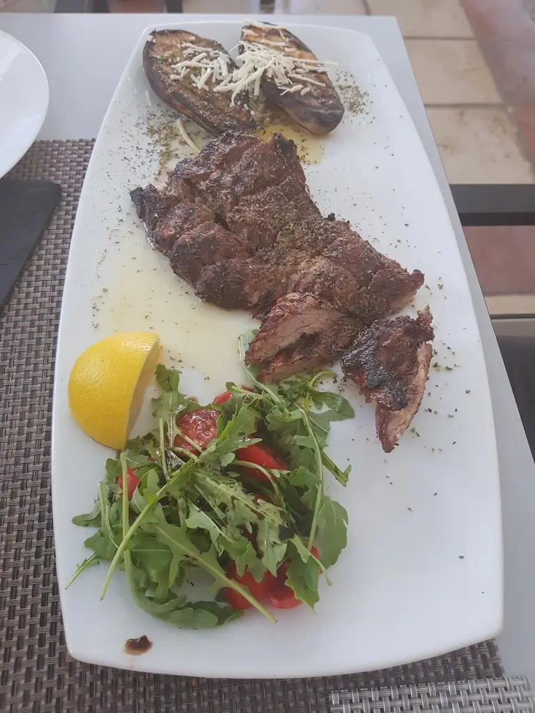 Menü_Yard Restaurant_Asproválta_Bild_1