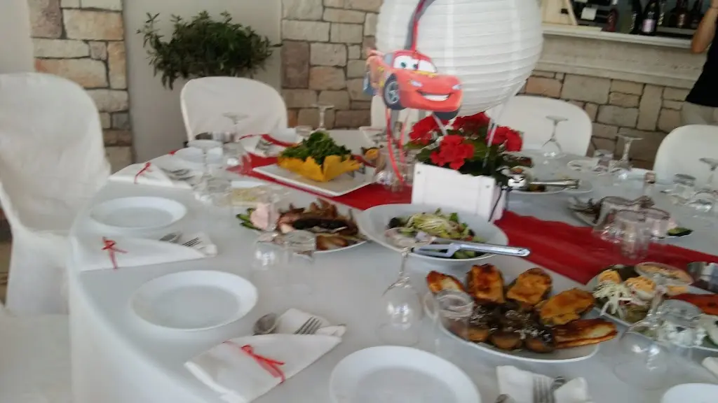 Menü_Yard Restaurant_Asproválta_Bild_4