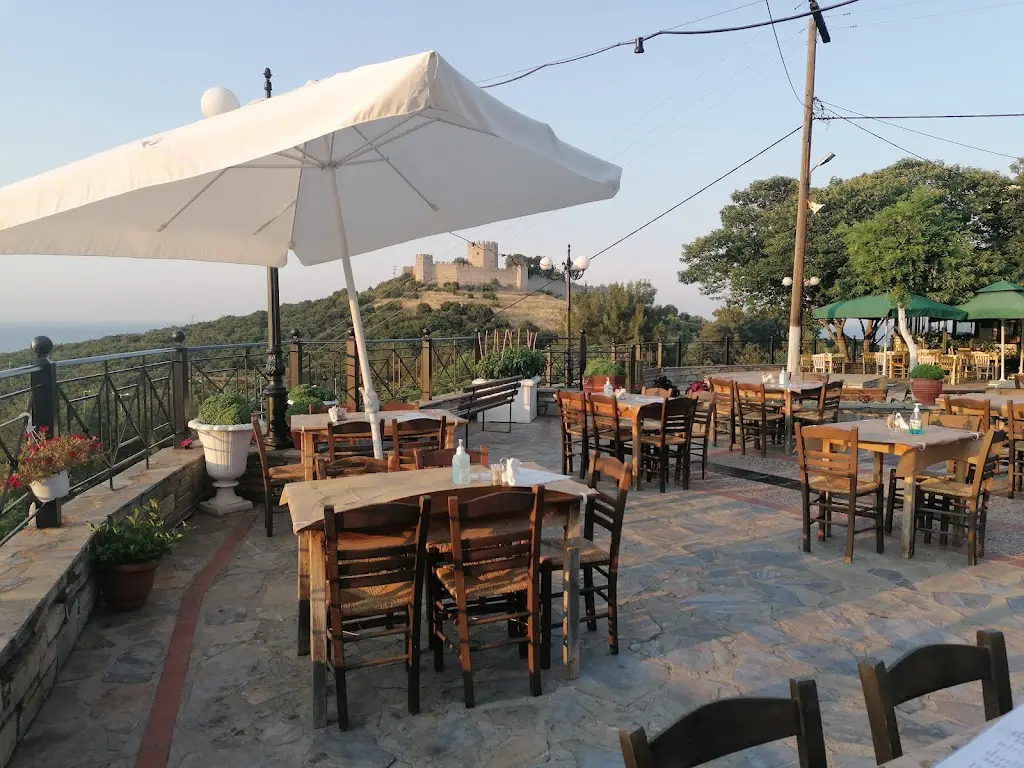 Taverna tis xarikleias Restaurant in Aghios Panteleímon