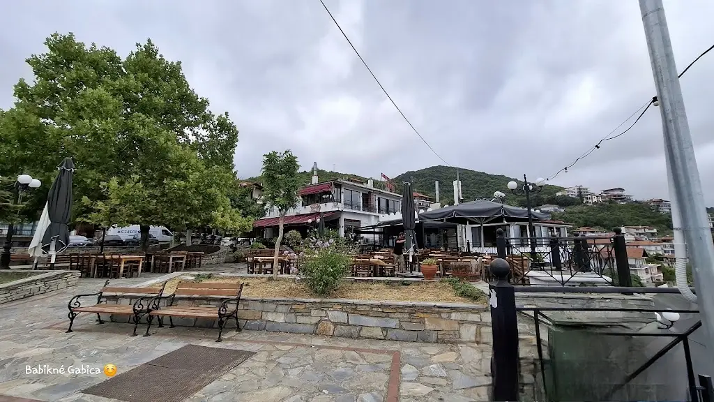 Taverna tis xarikleias_Aghios Panteleímon_slider_image_3