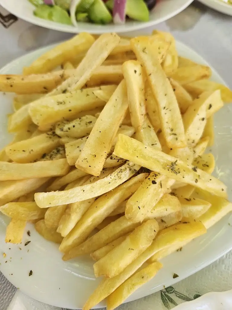 Stefan MXM_ΕΛΕΝΑ - Elena_Asproválta_Bewertung