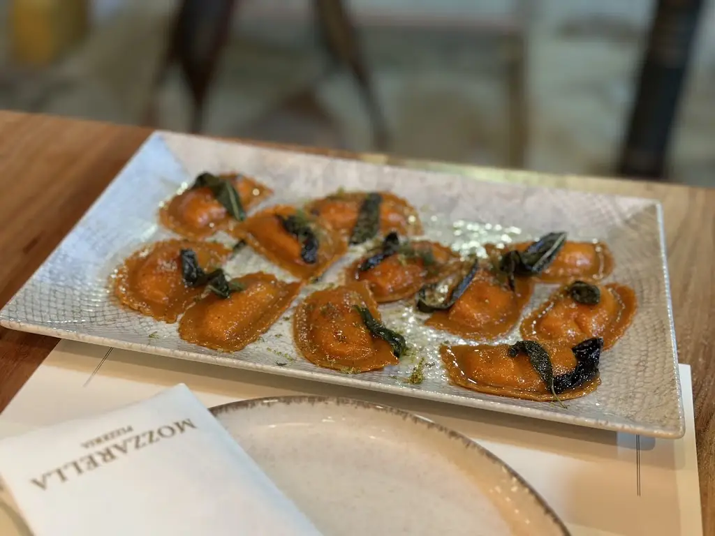 Menü_Mozzarella Pizzeria_Asproválta_Bild_6