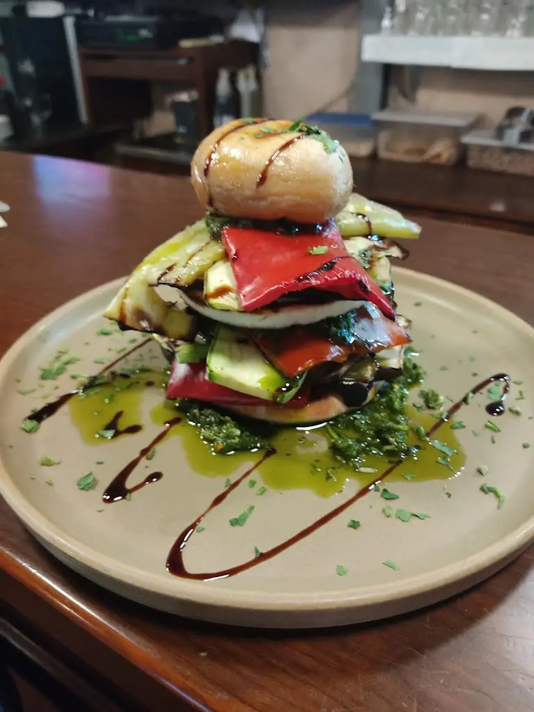 Ambelos Traditional Vine Restaurant_Asproválta_slider_image_3