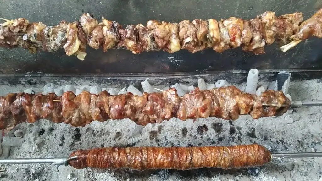 Ταβέρνα Ουζερί Πλατεία_Diavatá_slider_image_2