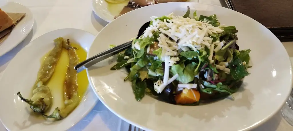 Eleftheria Thravalou_Εστιατόριο Κιόσκια_Chortiátis_Bewertung