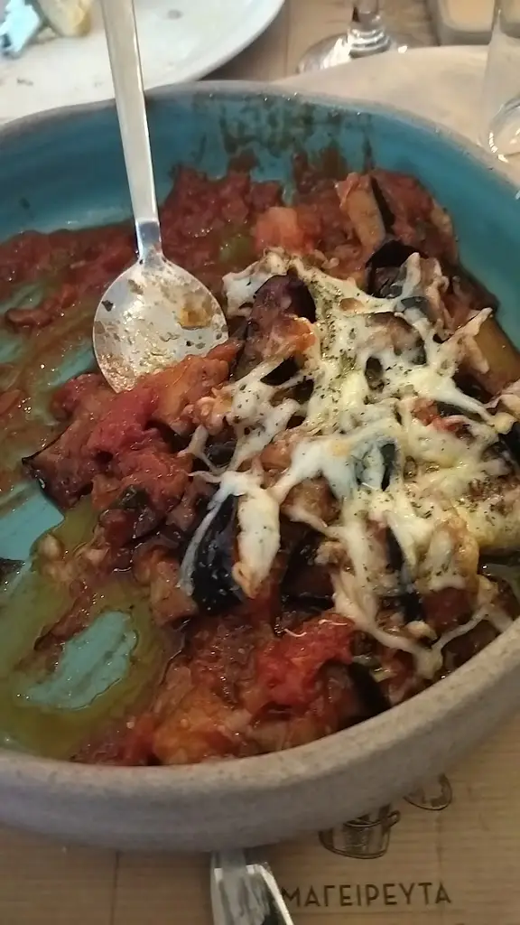 Tzaki 'Ho | Country Eating_Chortiátis_slider_image_2