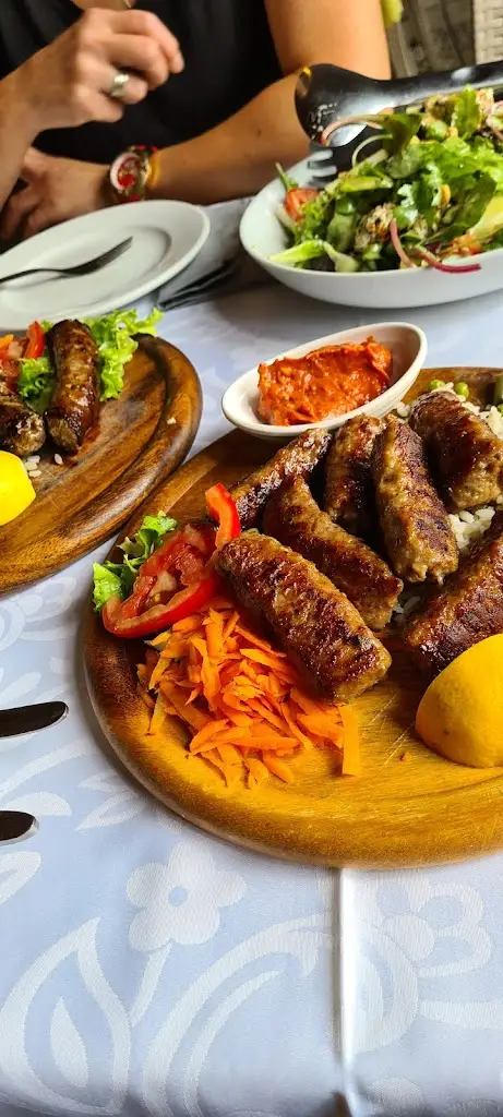 Menü_The Garden Tavern_Chortiátis_Bild_6