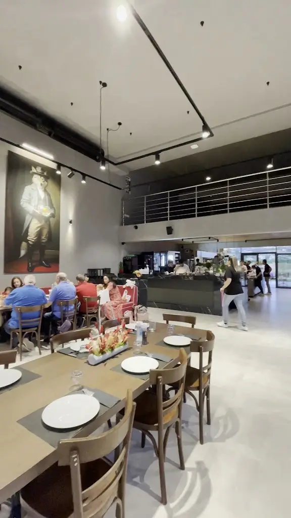 Sunny Ktd_Lykos - Χασαποταβέρνα_Chortiátis_review