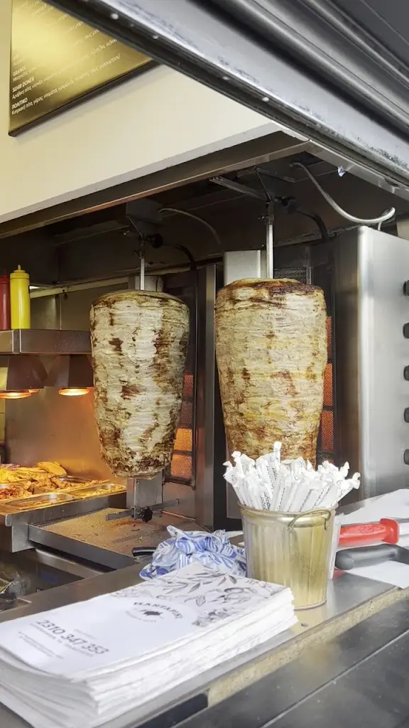 Mantarini roastery_Chortiátis_slider_image_2