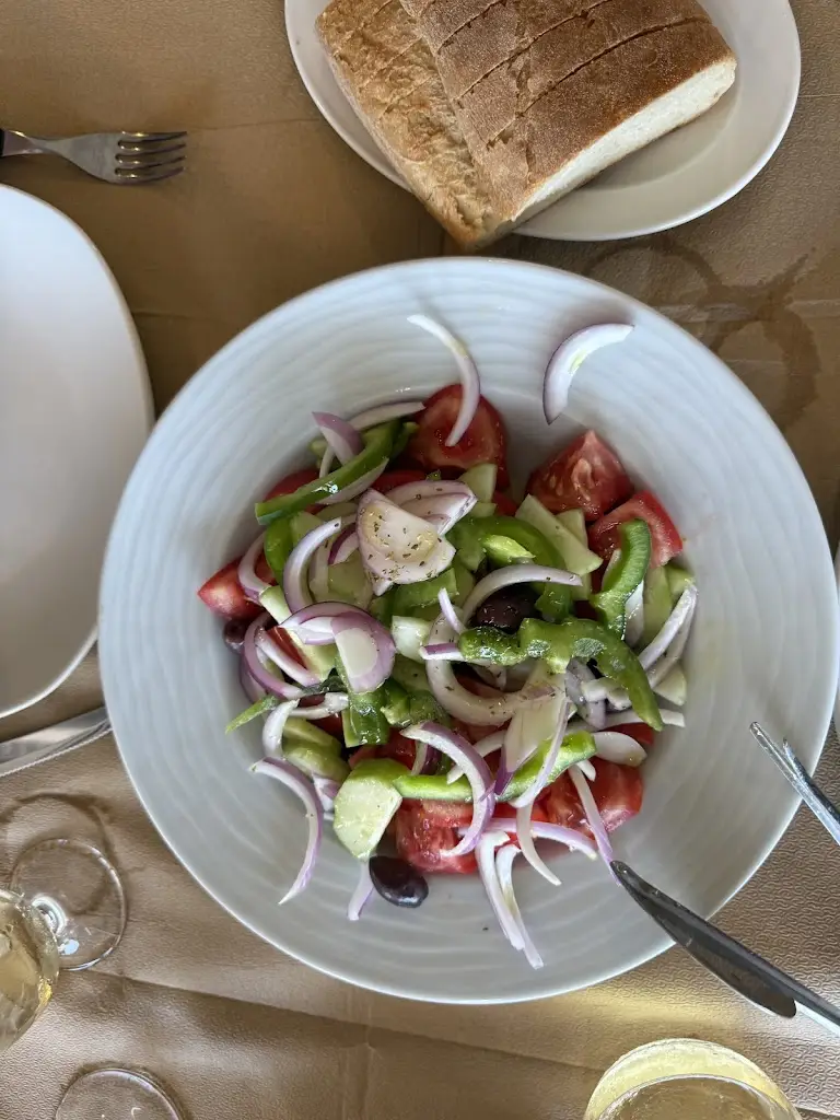 Jane Joyce_ΘΩΜΑΣ · Μουσική Ταβέρνα_Artémida_review