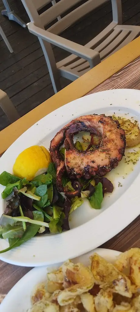 Menu_PARIS Restaurant_Chortiátis_image_6