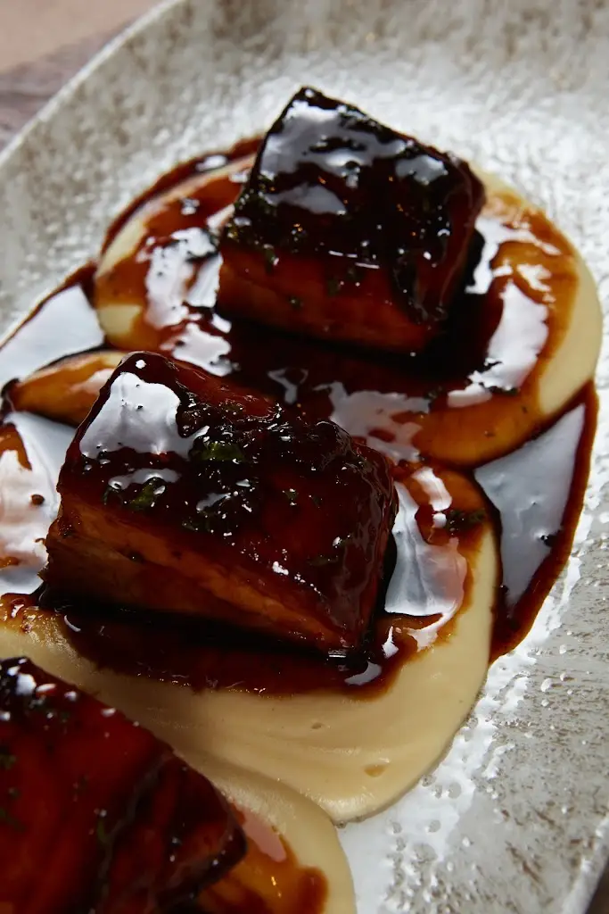 718 Cozy & Hype_Chortiátis_slider_image_3