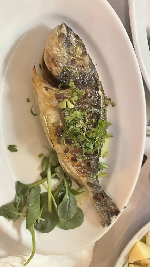 Menü_Ουζερί... στην Ευκαρπία_Efkarpía_Bild_7