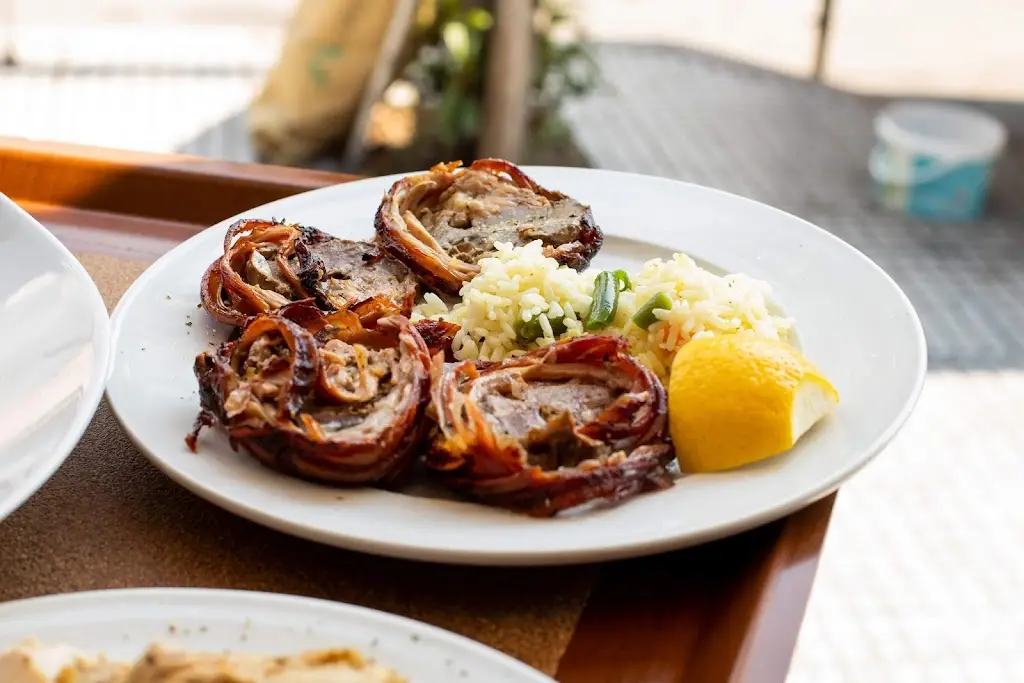 Κεχριμπάρι-Μεζεδοπωλείο_Efkarpía_slider_image_3