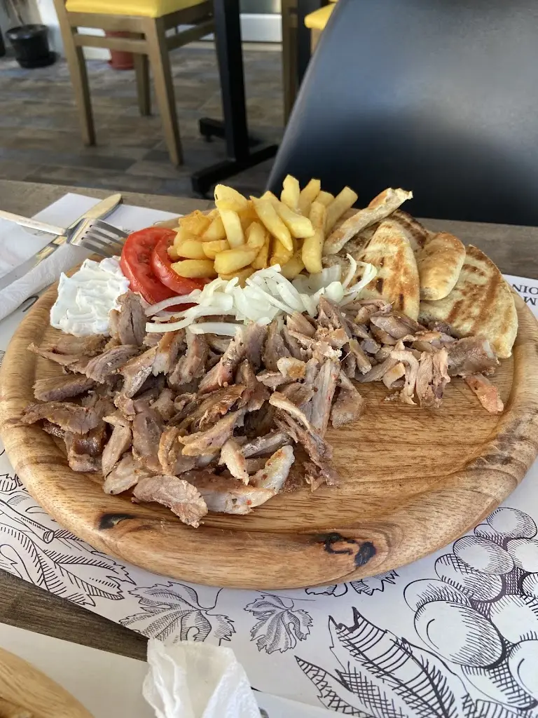 Menü_Ο ΓΥΡΟΣ ΤΗΣ ΓΗΣ.(O GIROS TIS GIS)_Efkarpía_Bild_6