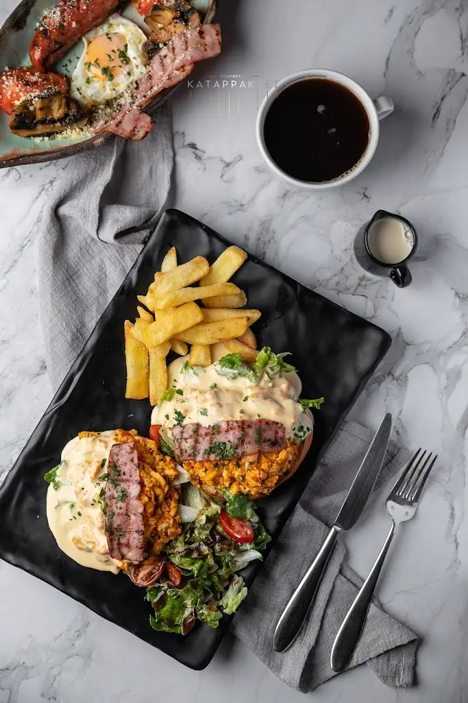 Katarraktes Complex - RestoBar_Édessa_slider_image_3