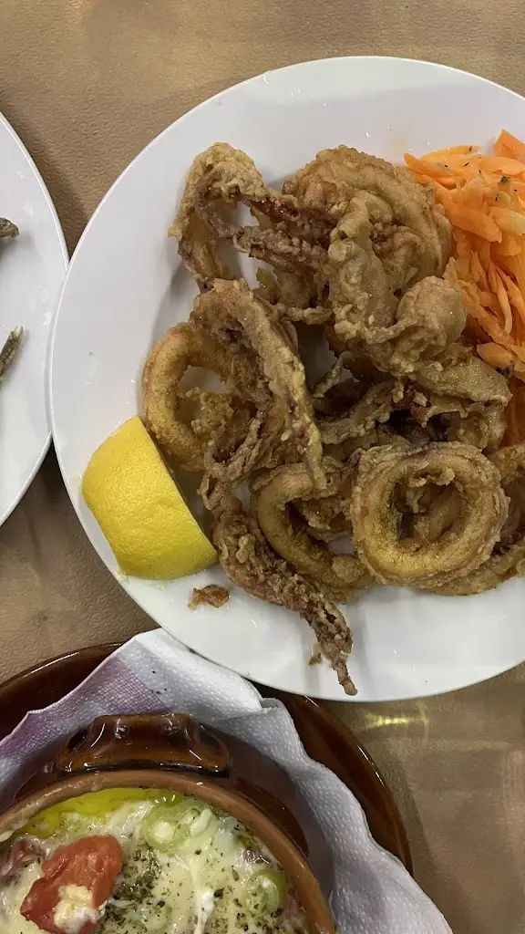 Natalia Melchukova_Τσιπουράδικο - Ταβέρνα Το Μισίρι_Édessa_review