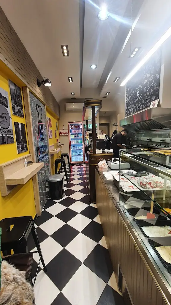 Lefteris Verikoukis_Mam_Édessa_review