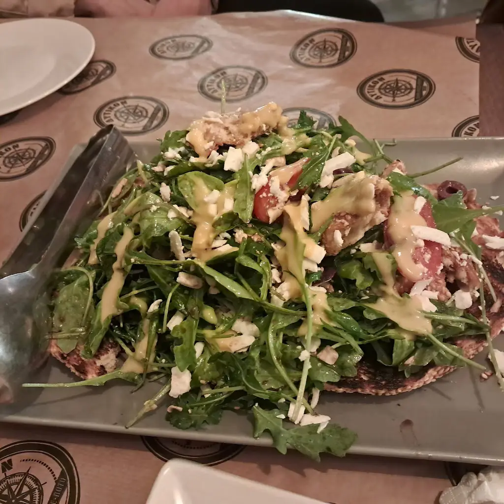 Menü_Δυτικόν καφέ•μεζέ•ποτό_Évosmos_Bild_5