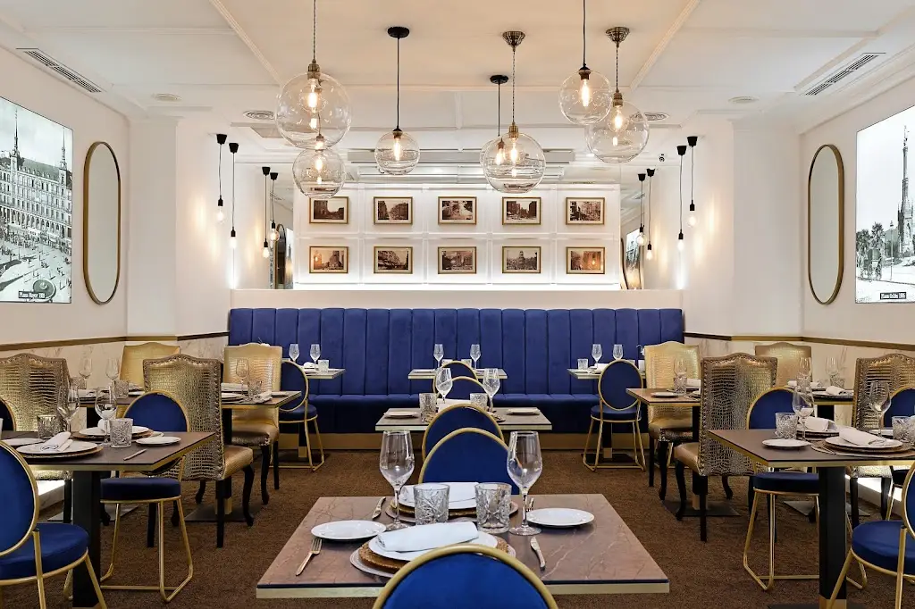 Xypolitos Restaurant in Artémida