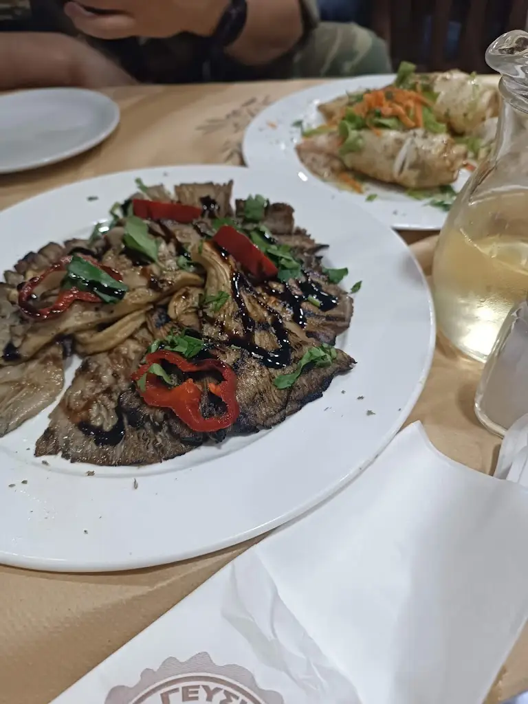 Menü_MONDO ''Το στέκι της Αργιθέας''_Évosmos_Bild_7