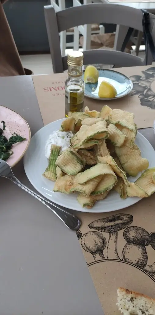 Menü_Μεζεδοπωλείο Μύρτιλο_Évosmos_Bild_9