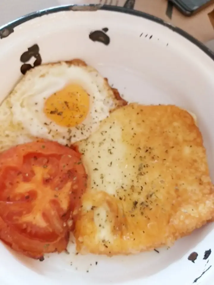 Sofia Rina_Μεζεδοπωλείο Μύρτιλο_Évosmos_Bewertung