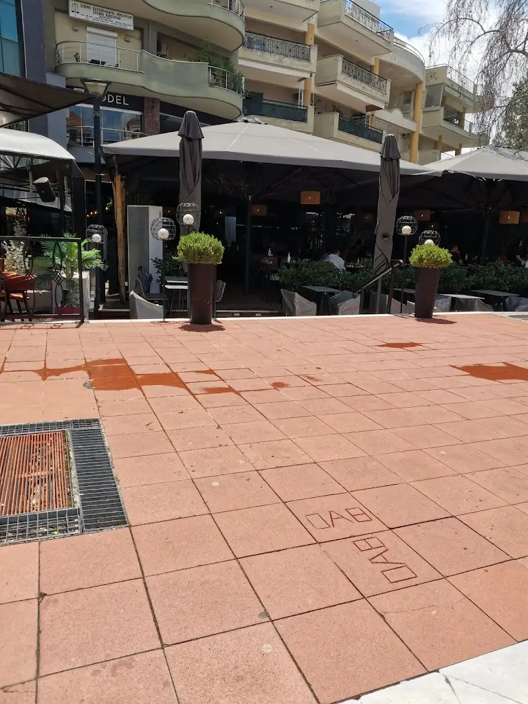 Apostolos Darisaplis_Model Urban Style Bar_Évosmos_Bewertung