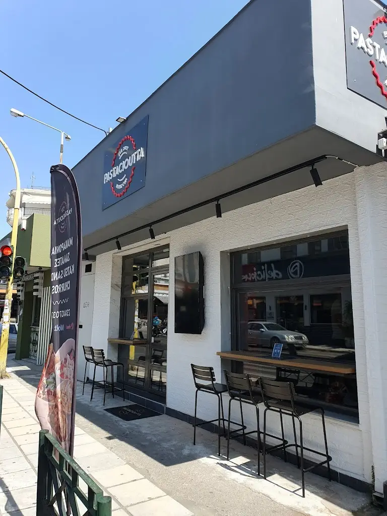 Pastacioutta Restaurant in Évosmos