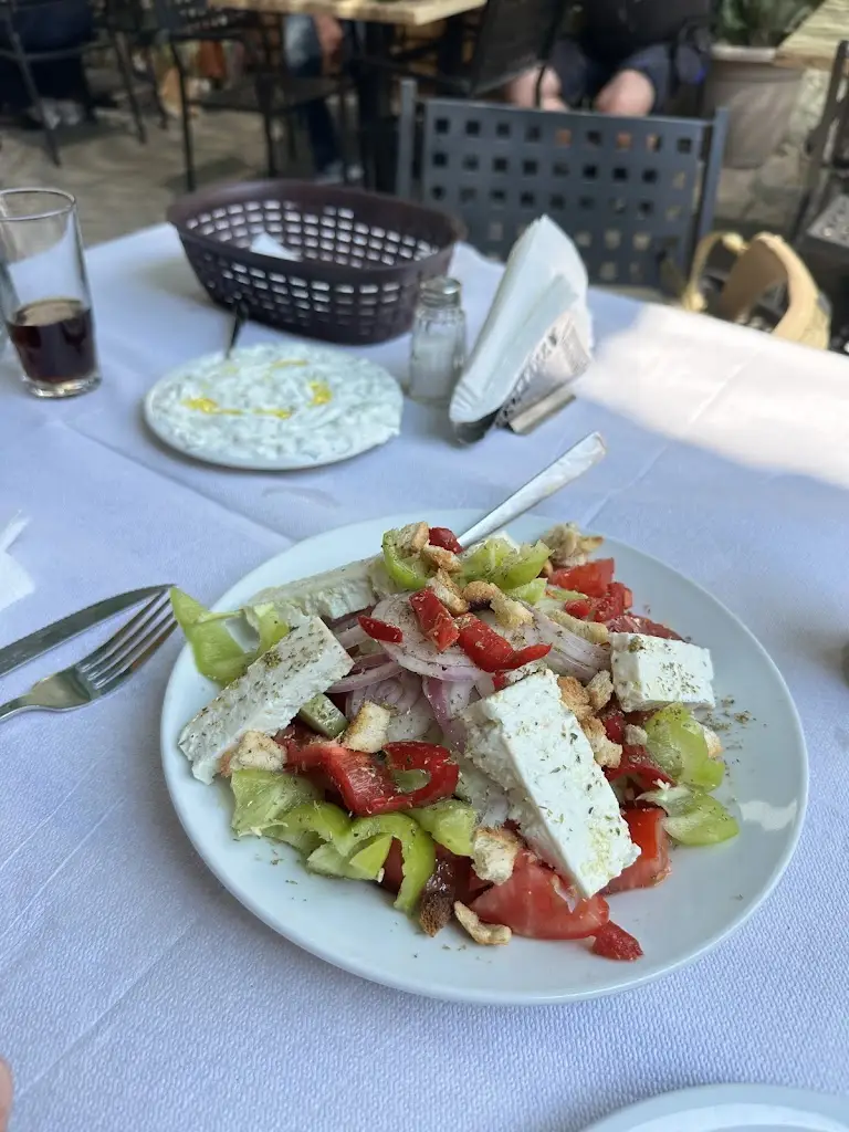 Marie Petrat_ΤΟ ΣΤΕΚΙ ΤΟΥ ΜΗΤΣΕΑ_Galátista_Bewertung