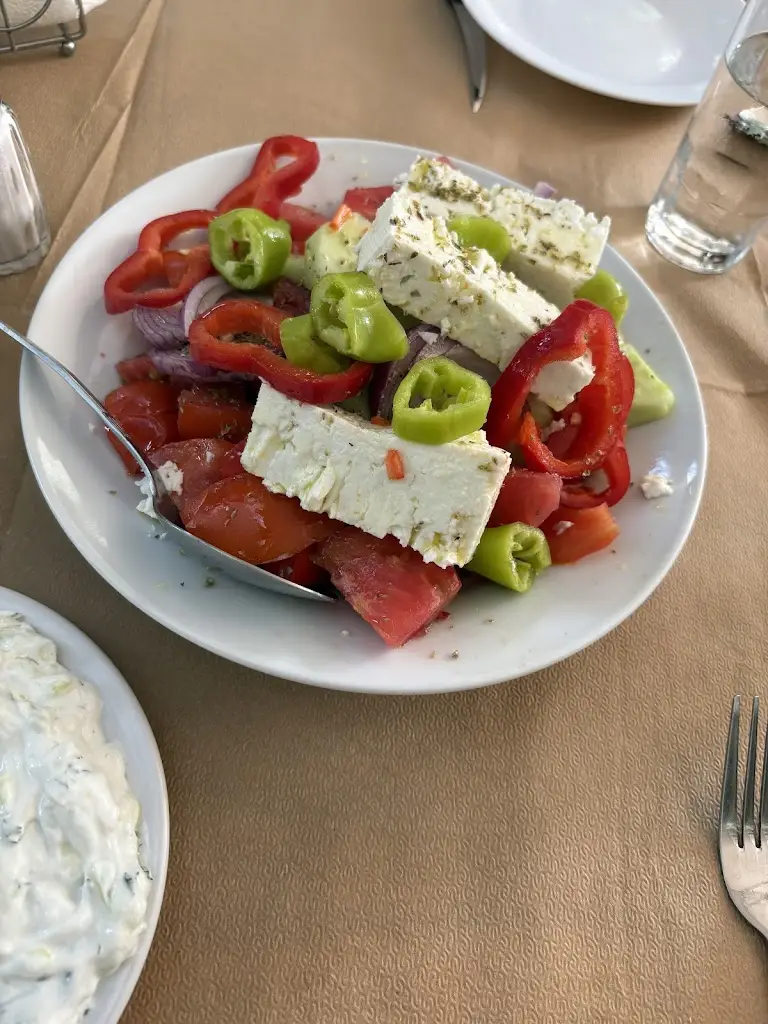 ΤΟ ΣΤΕΚΙ ΤΟΥ ΜΗΤΣΕΑ_Galátista_slider_image_2