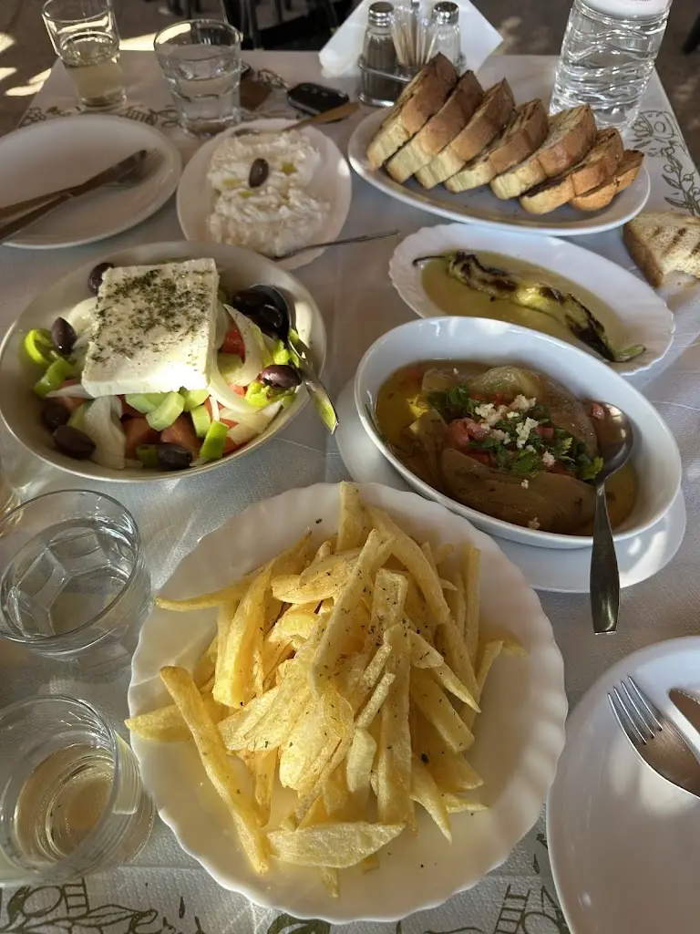 Joanna Senka_Pelagia_Galátista_review