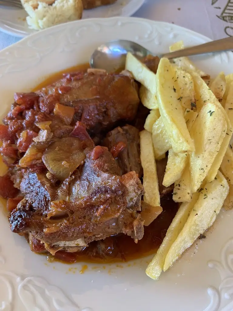 Adamantia Pappa_Pelagia_Galátista_review