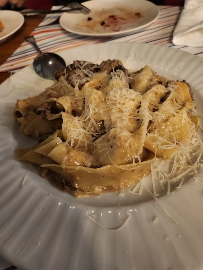 Единаесет - Бар ресторан_Giannitsá_slider_image_2