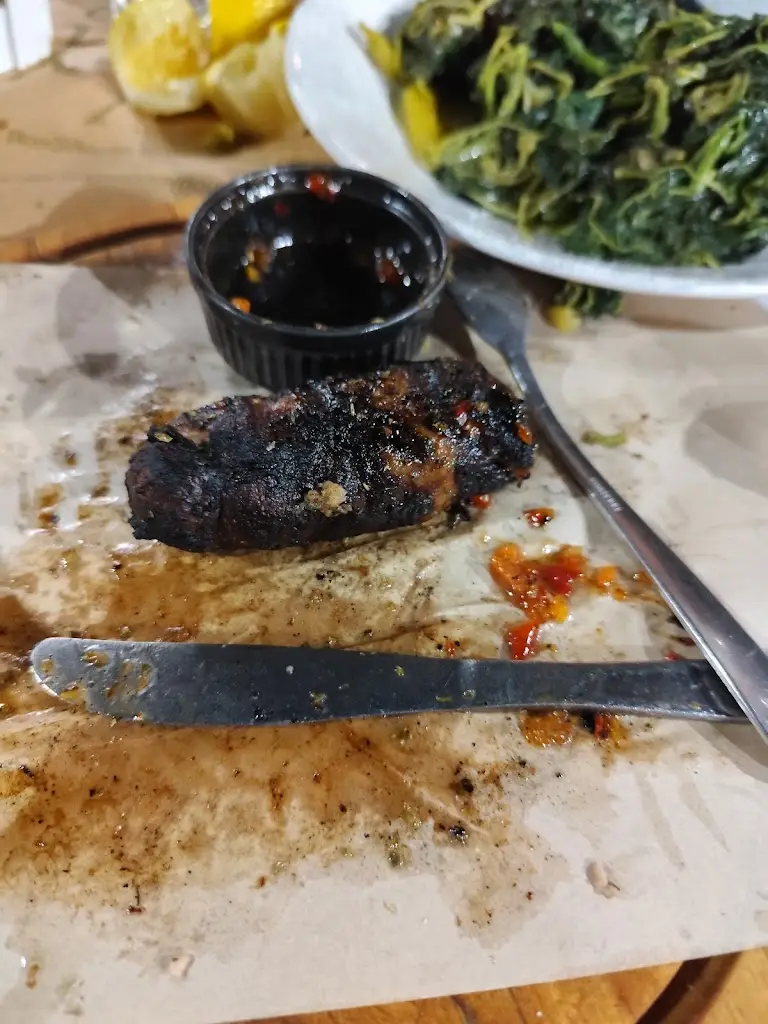 LivinInDystopia_Ουζερί Καρακάσογλου_Giannitsá_Bewertung