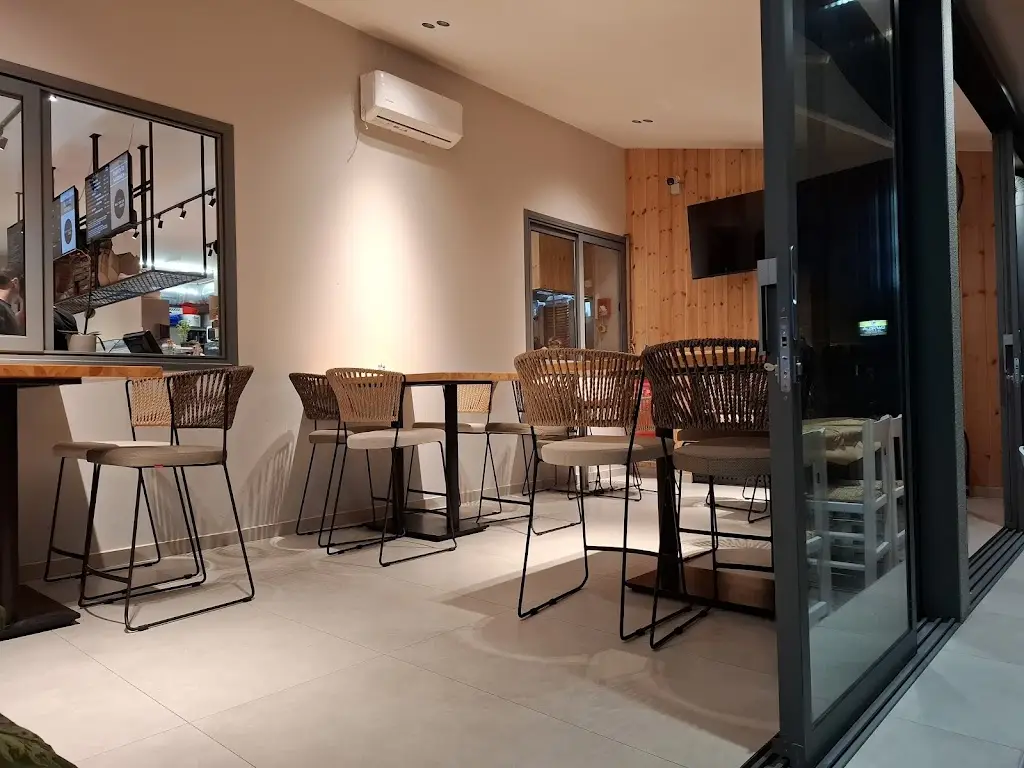 MATAKOS GRILL 2025_Ierissós_slider_image_2