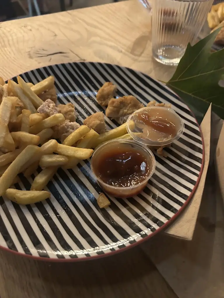 Nick M_21 Kitchen Cocktail Bar_Ierissós_Bewertung