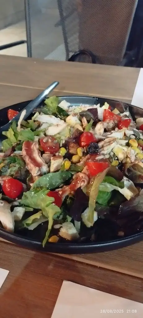 Demeter Gian_LAROSE PIZZA la pasteria_Gouménissa_Bewertung